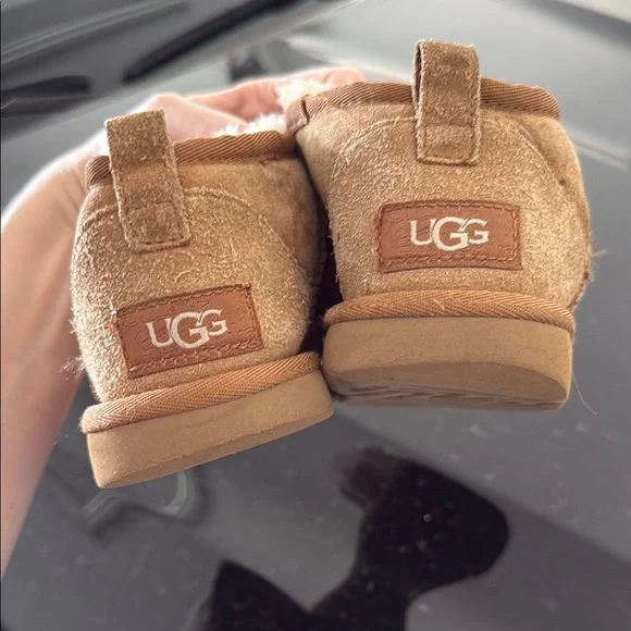 UGG Chestnut Shearling Ankle Boots - Picture 3 of 5